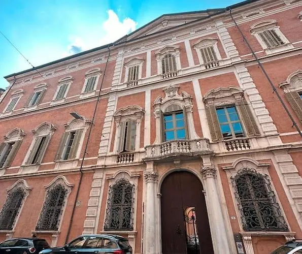 Aldrovandi Loft - Centro Storico Апартаменты *